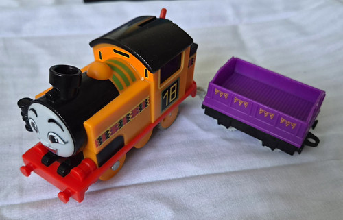 Thomas friends nia 18 toy - nia, no.18