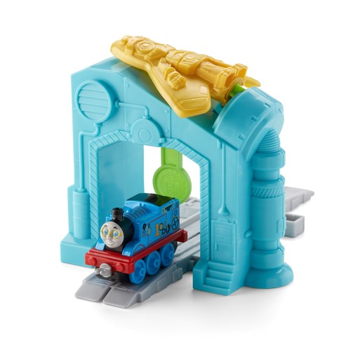 Thomas friends fjp67 robot - thomas,