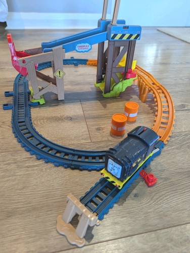 Thomas and friends - thomas,
